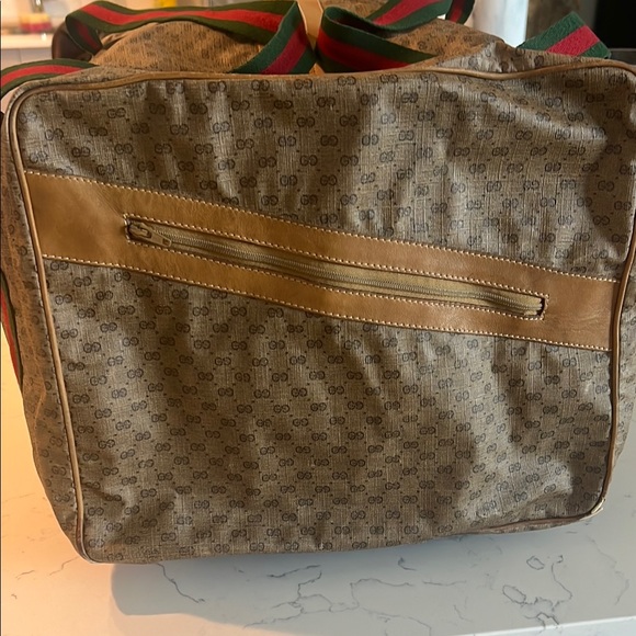 Gucci Brown Duffel Bag with Monogram Design - Picture 1 of 4